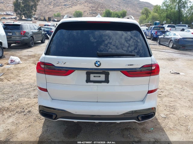 BMW X7 2021 5UXCW2C01M9F09360 Image 16