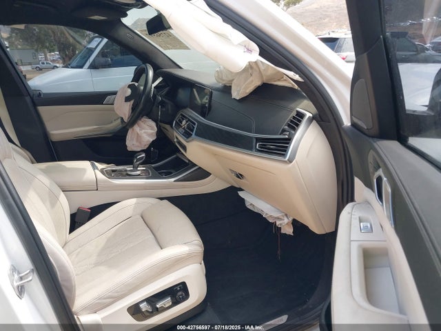 BMW X7 2021 5UXCW2C01M9F09360 Image 5