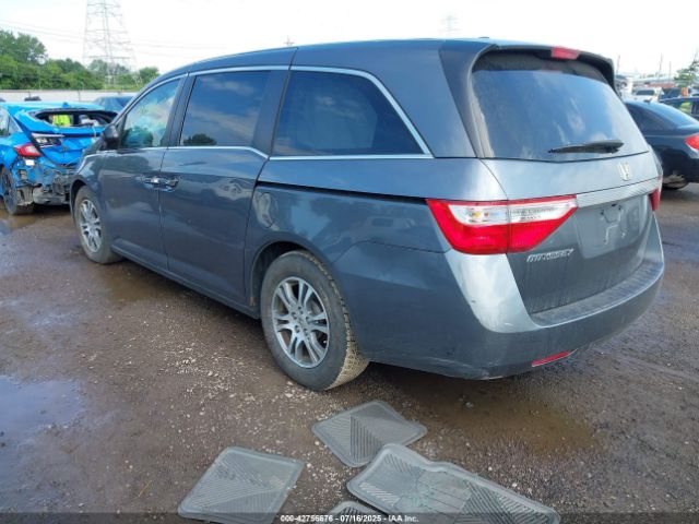 2013 HONDA ODYSSEY 5FNRL5H61DB029602 Photo 2
