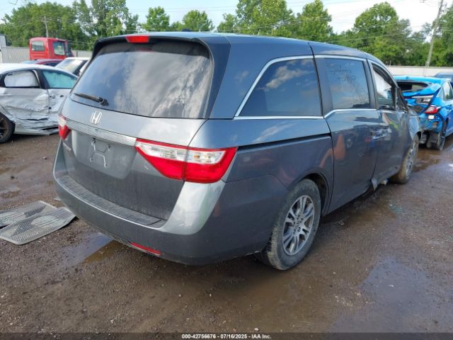 2013 HONDA ODYSSEY 5FNRL5H61DB029602 Photo 3