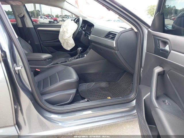 2021 Volkswagen Jetta 1.4t R-line/1.4t S/1.4t Se მანქანა იყიდება აუქციონზე, vin: 3VWC57BU0MM035712, აუქციონის ნომერი: 42756678
