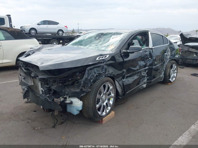 Buick lfx 2014 1G4GD5G38EF106485 Image 2