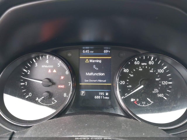 JN1BJ1CPXKW220530 Nissan 2019