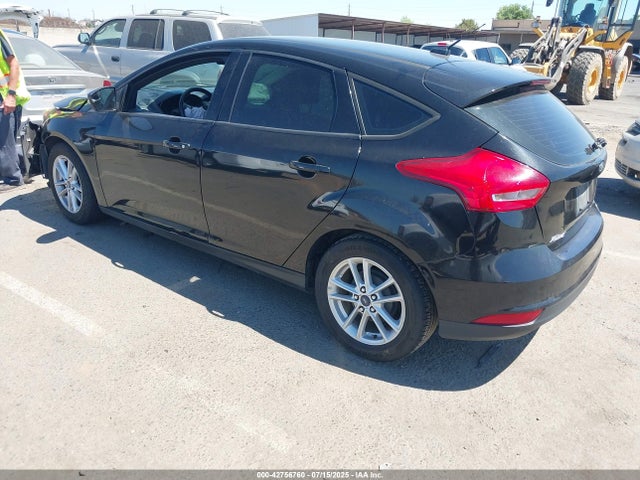 Ford 2015 2015 1FADP3K21FL224615 Image 3