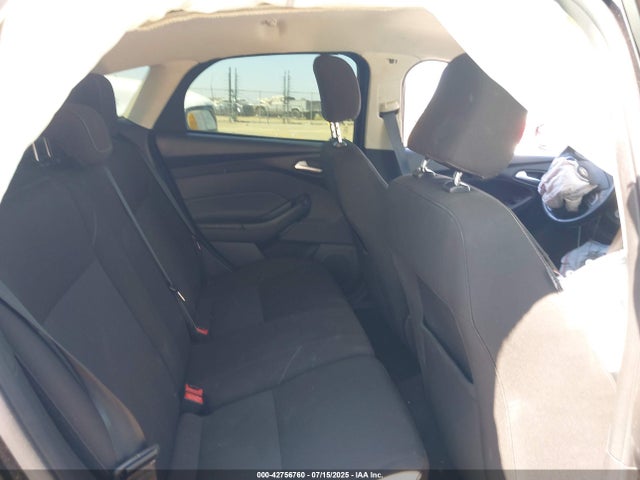 Ford 2015 2015 1FADP3K21FL224615 Image 8
