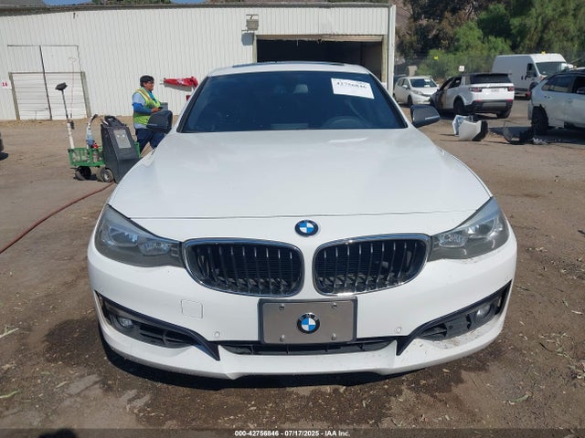WBA8Z5C5XGG500923 BMW 328I