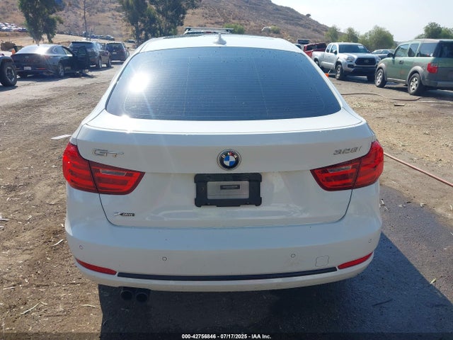 WBA8Z5C5XGG500923 BMW 328I