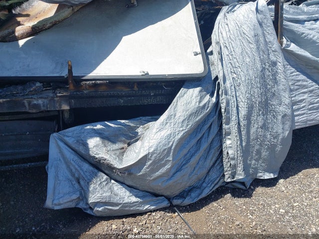 4YDT31B27LN244211 Keystone keystone