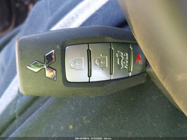 2025 MITSUBISHI OUTLANDER JA4J4VA81SZ014623 Photo 10