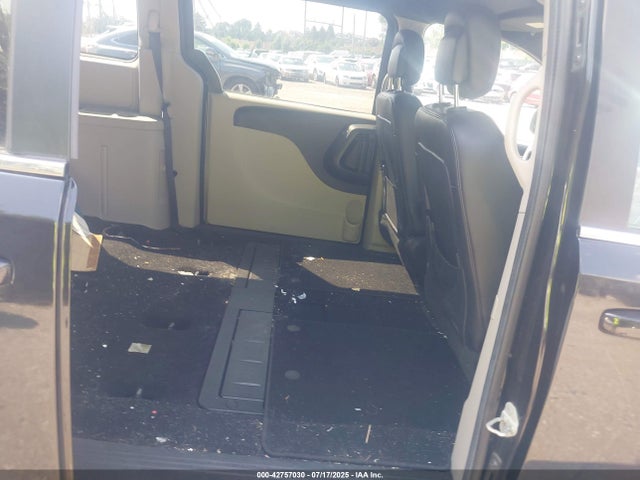 2C4RDGCG3KR622498 Dodge Grand Caravan
