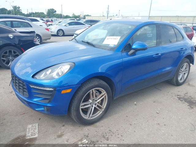 Porsche Macan 2017 WP1AB2A53HLB10165 Image 2