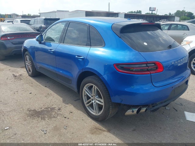 Porsche Macan 2017 WP1AB2A53HLB10165 Image 3