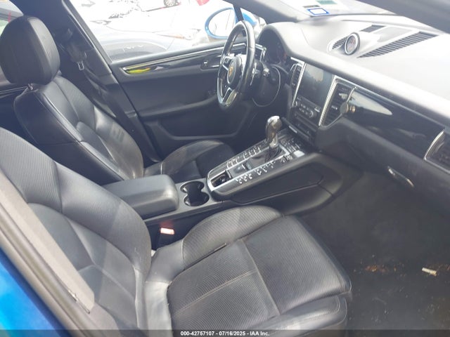 Porsche Macan 2017 WP1AB2A53HLB10165 Image 5