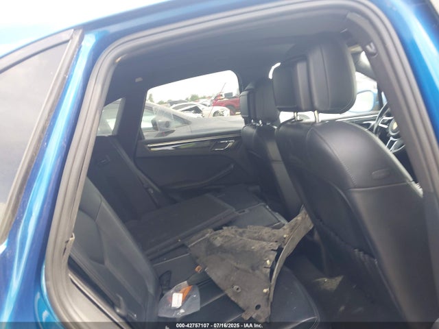 Porsche Macan 2017 WP1AB2A53HLB10165 Image 8