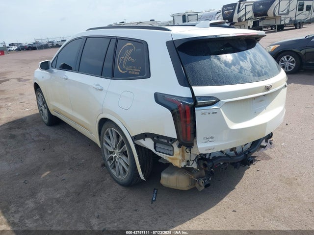 2020 CADILLAC XT6 1GYKPGRS2LZ134858 Photo 2