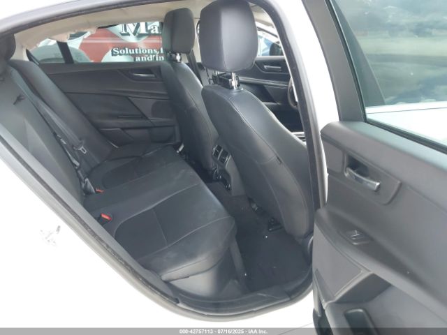 2019 JAGUAR XE SAJAD4FX0KCP50800 Photo 7