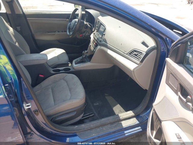 Hyundai Elantra 2017 5NPD84LF5HH020759 Image 5