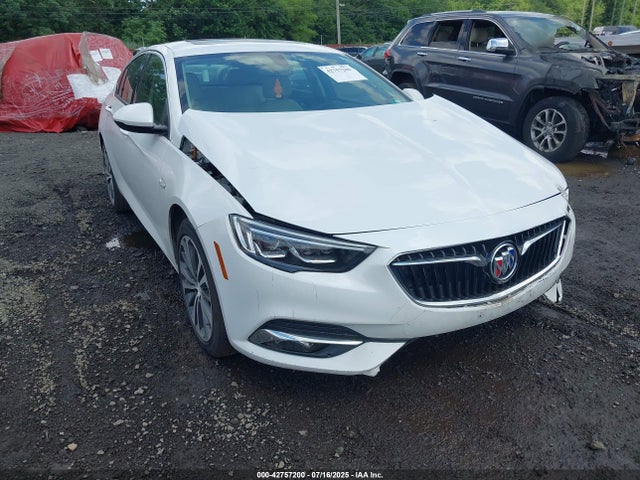 2018 Buick Regal Sportback Essence მანქანა იყიდება აუქციონზე, vin: W04GP6SX0J1047641, აუქციონის ნომერი: 42757200