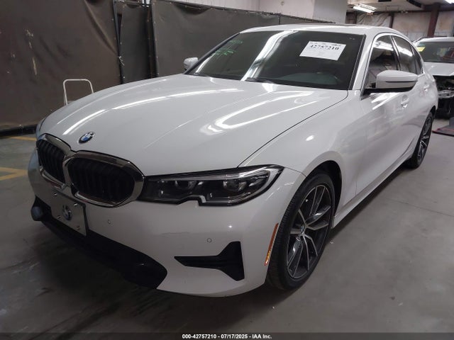 WBA5R1C51KFH18052 BMW 330I