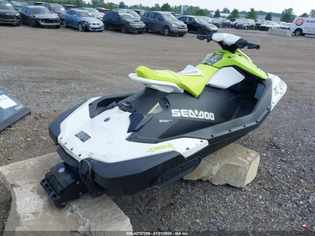 2023 SEADOO SPARK YDV50618A323 Photo 3