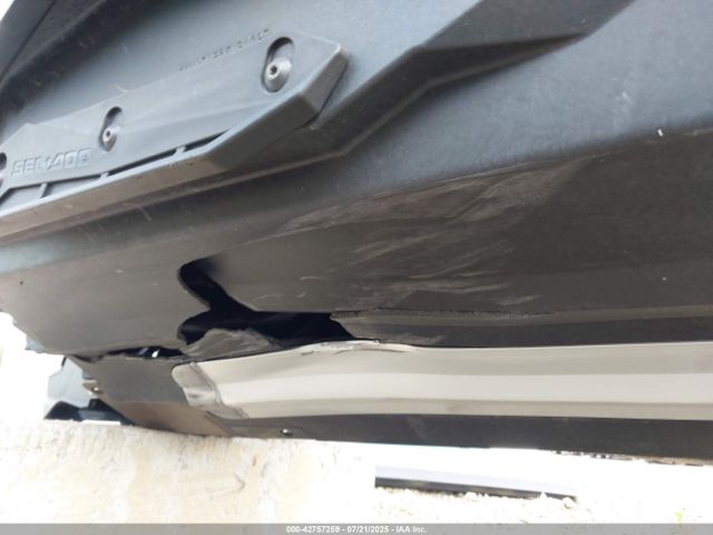 2023 SEADOO SPARK YDV50618A323 Photo 5