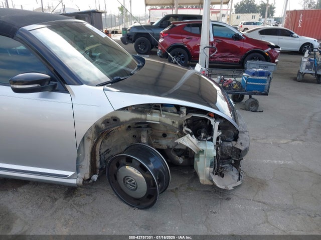 3VW507AT3EM819495 Volkswagen 2014