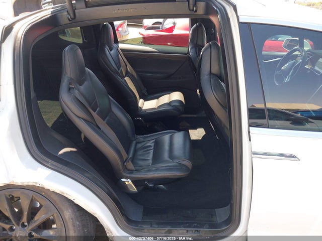 2016 TESLA MODEL X 5YJXCBE25GF016623 Photo 7