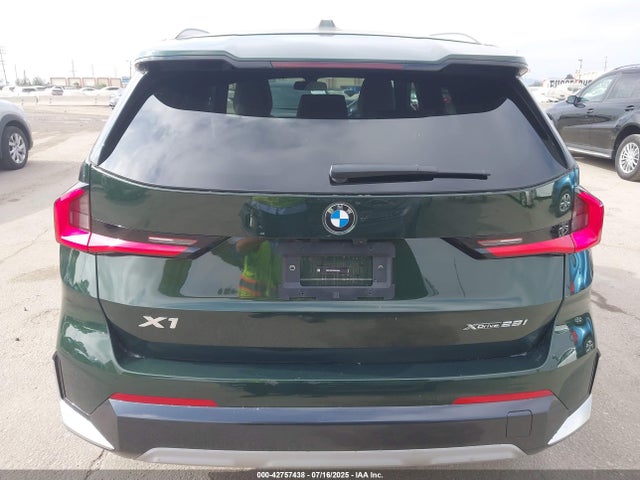 WBX73EF03S5078307 BMW X1
