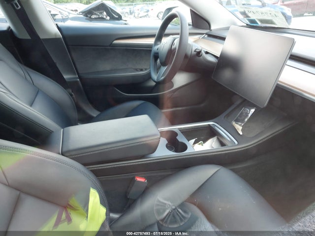 2023 TESLA MODEL 3 5YJ3E1EAXPF510423 Photo 4