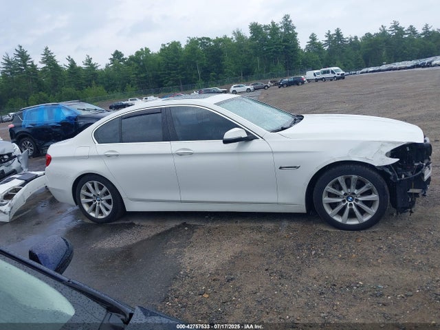 WBA5B3C52GG254011 BMW 2016
