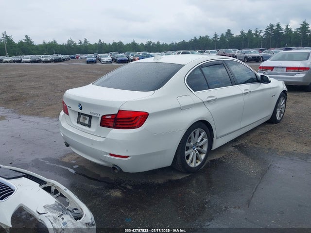 WBA5B3C52GG254011 BMW 2016