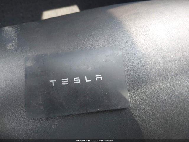 2020 TESLA MODEL Y 5YJYGDEF3LF033759 Photo 10