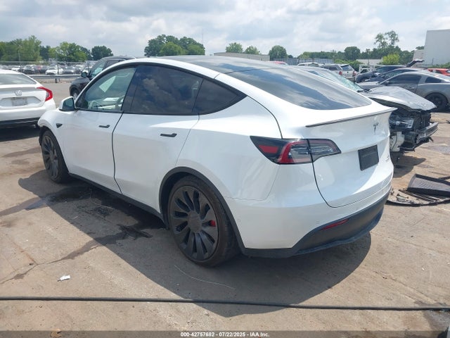 2020 TESLA MODEL Y 5YJYGDEF3LF033759 Photo 2