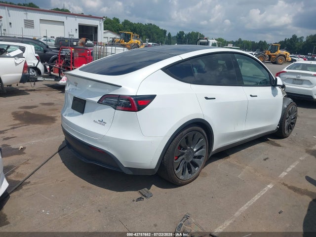 2020 TESLA MODEL Y 5YJYGDEF3LF033759 Photo 3