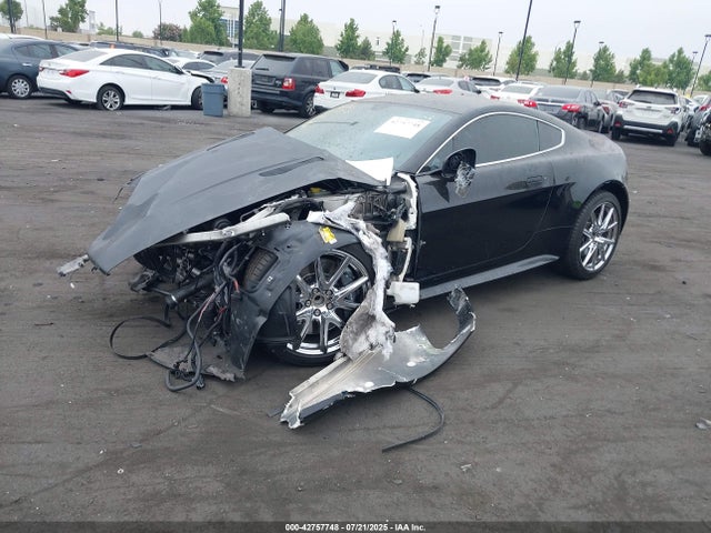 Aston Martin Am15 2014 SCFEKBDL2EGC17892 Image 2