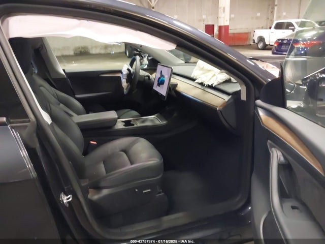 2024 TESLA MODEL Y 7SAYGAEE2RF071436 Photo 4