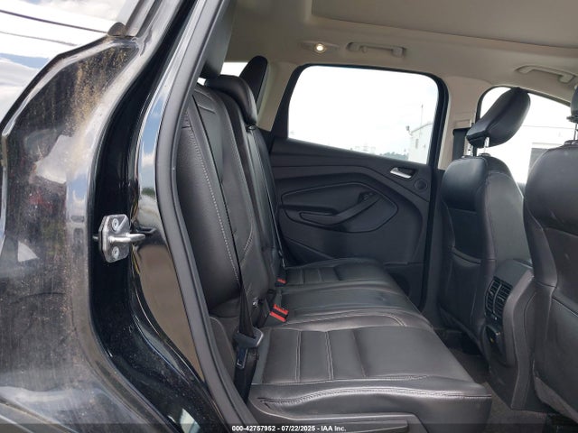 1FMCU9J9XJUB66275 Ford 2018