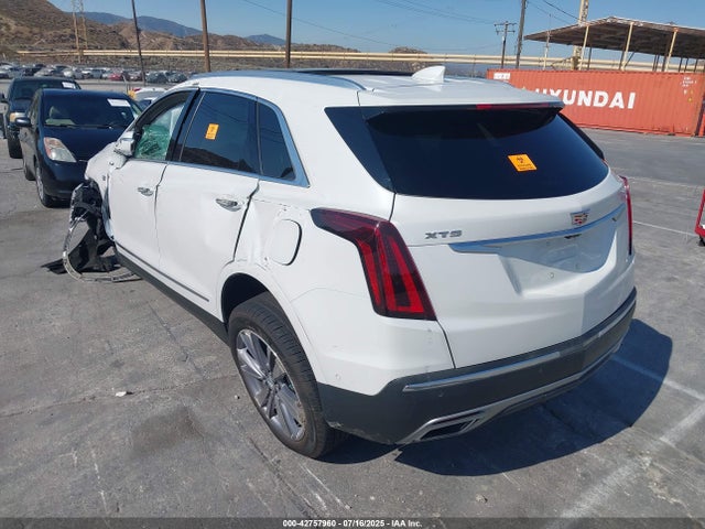 2024 CADILLAC XT5 1GYKNER47RZ753783 Photo 2