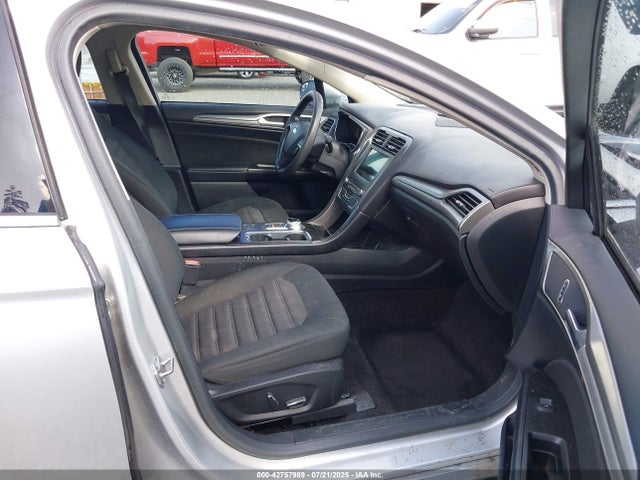 3FA6P0H71HR377607 Ford 2017