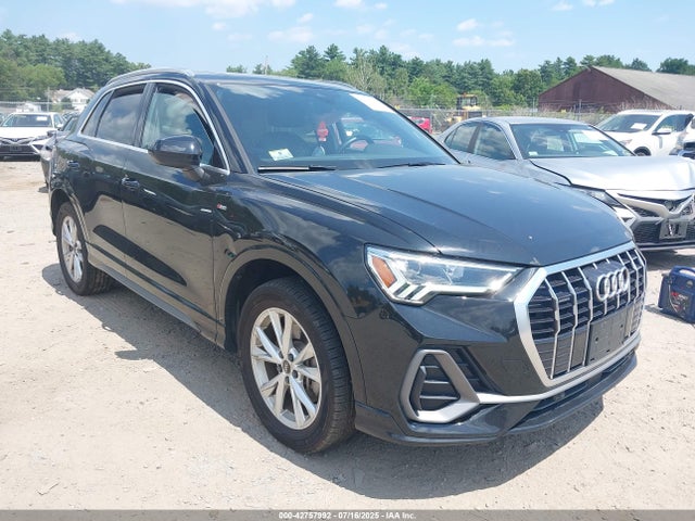 2022 AUDI Q3 WA1EECF35N1004986 Photo 0