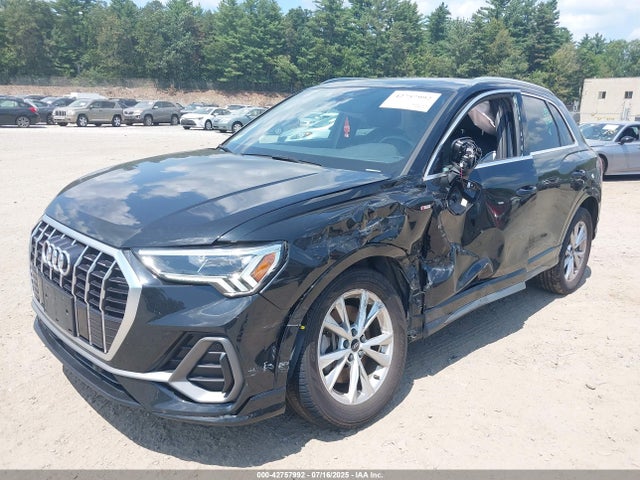2022 AUDI Q3 WA1EECF35N1004986 Photo 1