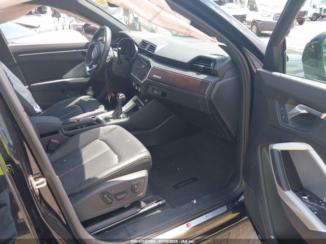 2022 AUDI Q3 WA1EECF35N1004986 Photo 4