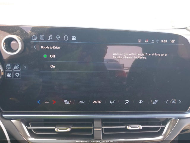 Chevrolet x0b+ec3 2025 3GN7DLRP2SS185806 Image 19