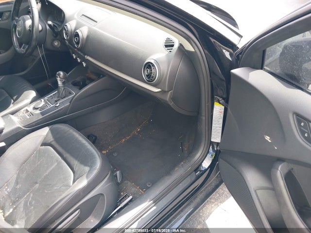 2015 AUDI A3 WAUACGFF4F1012782 Photo 4