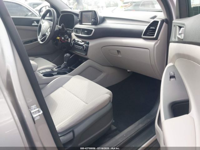 2020 HYUNDAI TUCSON KM8J23A48LU142543 Photo 4