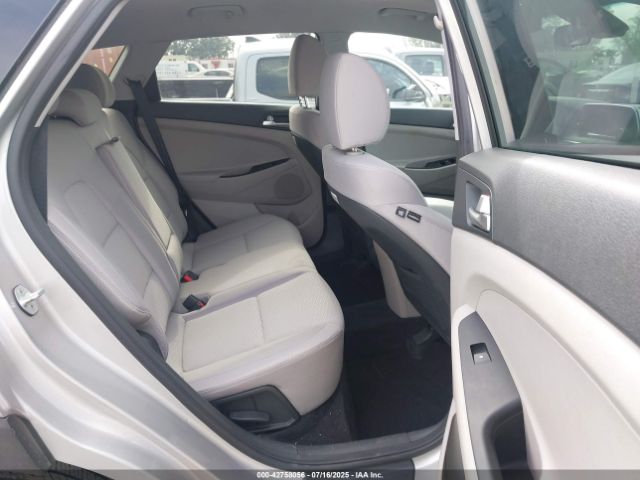 2020 HYUNDAI TUCSON KM8J23A48LU142543 Photo 7