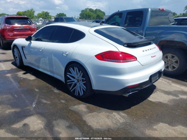 2016 PORSCHE PANAMERA WP0AA2A71GL003099 Photo 2