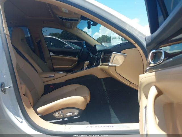 2016 PORSCHE PANAMERA WP0AA2A71GL003099 Photo 4