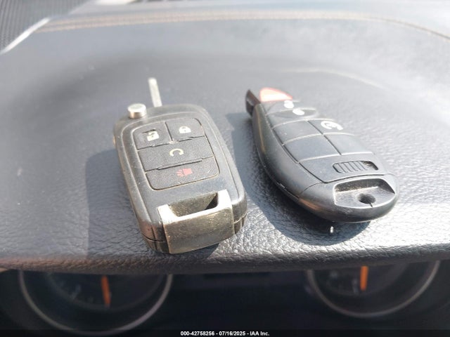 2016 JEEP CHEROKEE 1C4PJLCB4GW273945 Photo 10