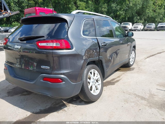 2016 JEEP CHEROKEE 1C4PJLCB4GW273945 Photo 3